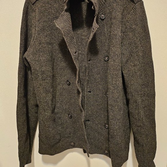 H&M Green Knit Collared Double Breasted Buttons Cardigan US Men M - Picture 7 of 9